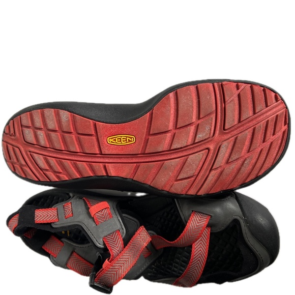 Keen Zambezi Sandals Hiking Water Sport Shoes Mens Size 9 Gray Red Adjustable - Picture 6 of 7